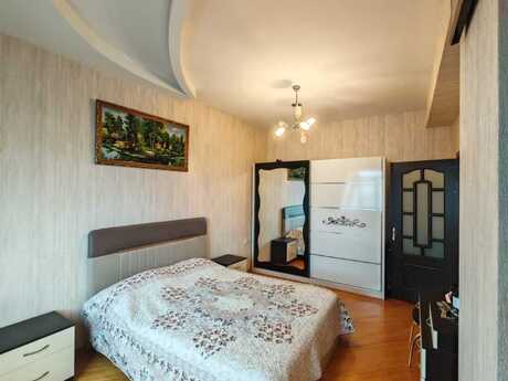 4 otaqlı yeni tikili - Şah İsmayıl Xətai m. - 140 m²
