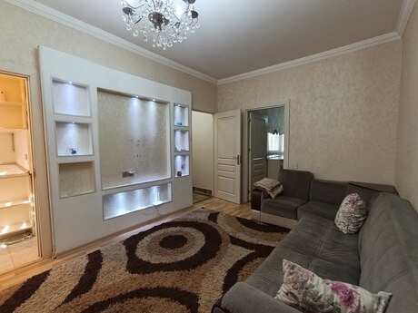 2 otaqlı köhnə tikili - Dərnəgül m. - 69 m²