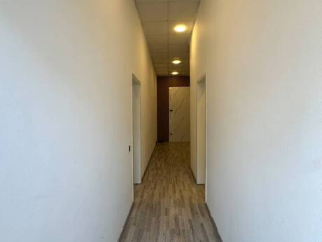7 otaqlı ofis - Elmlər Akademiyası m. - 220 m²