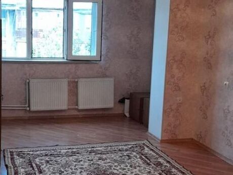 4 otaqlı köhnə tikili - Bakıxanov q. - 95 m²