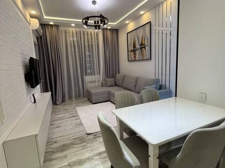 3-комн. новостройка - м. Нариман Нариманов - 81 м²