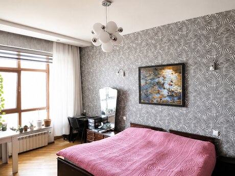 3 otaqlı yeni tikili - İnşaatçılar m. - 140 m²