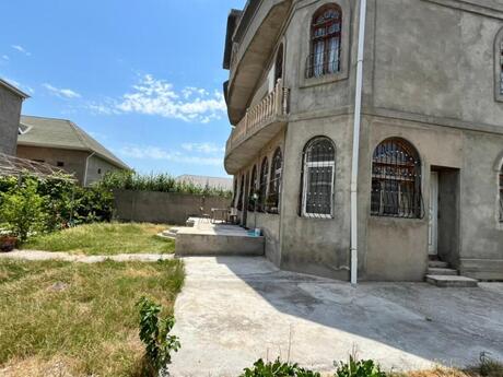 10 otaqlı həyət evi/bağ evi - Sulutəpə q. - 852 m²