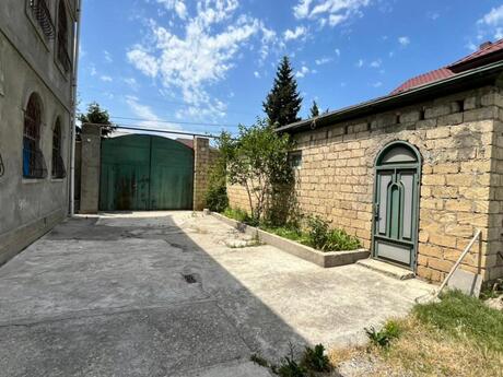 10 otaqlı həyət evi/bağ evi - Sulutəpə q. - 852 m²