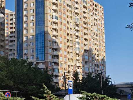 3 otaqlı yeni tikili - Şah İsmayıl Xətai m. - 135 m²
