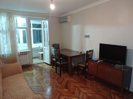 2 otaqlı köhnə tikili - Nəriman Nərimanov m. - 55 m²