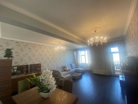 4 otaqlı yeni tikili - İçəri Şəhər m. - 170 m²