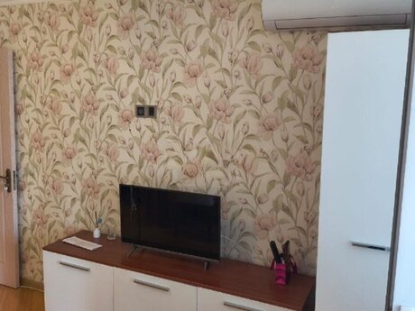 2 otaqlı köhnə tikili - Neftçilər m. - 40 m²
