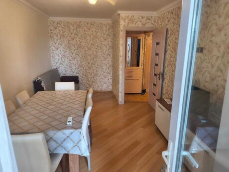 Elan №6297099 - Bakı, Neftçilər m., 2 otaqlı, 40 m², 5/5 mərtəbə