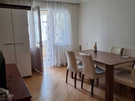 2 otaqlı köhnə tikili - Neftçilər m. - 40 m²
