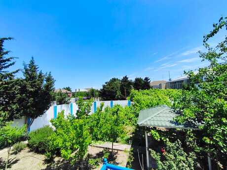 6 otaqlı həyət evi/bağ evi - Mərdəkan q. - 300 m²