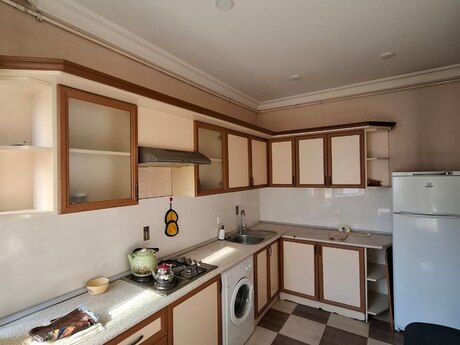 2 otaqlı yeni tikili - 8 Noyabr m. - 75 m²