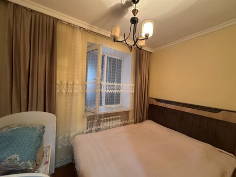 2 otaqlı köhnə tikili - Xalqlar Dostluğu m. - 40 m²