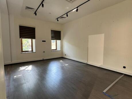 4 otaqlı ofis - Sahil m. - 225 m²