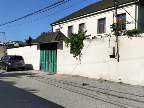 4 otaqlı həyət evi/bağ evi - Bilgəh q. - 200 m²