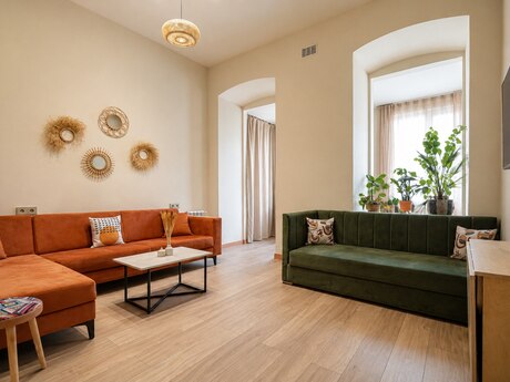 3 otaqlı köhnə tikili - İçəri Şəhər m. - 100 m²