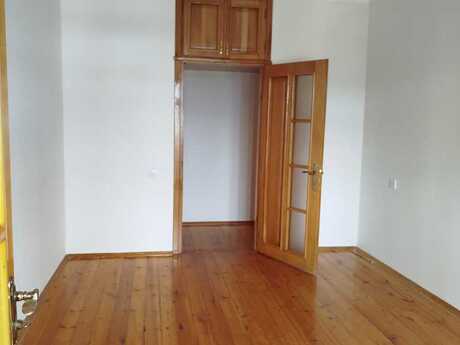 5-комн. вторичка - м. Ази Асланов - 120 м²