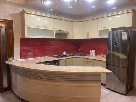 3-комн. вторичка - Наримановский  р. - 85 м²