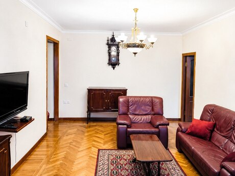 2 otaqlı yeni tikili - Elmlər Akademiyası m. - 75 m²
