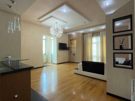 3-room apartment for rent, 170 m², Sahil: 1 800 ₼/mo 2