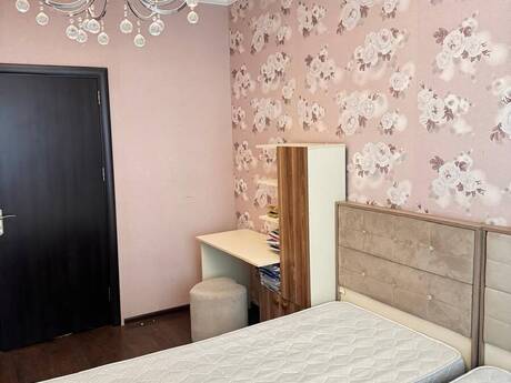 3-room apartment for rent, 75 m², Azadlıq Prospekti: 800 ₼/mo 5