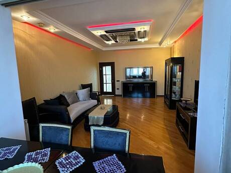 Elan №6297559 - Bakı, Nizami m., 4 otaqlı, 155 m², 16/21 mərtəbə