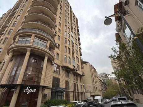 Elan №6297720 - Bakı, İçəri Şəhər m., 3 otaqlı, 118 m², 8/16 mərtəbə
