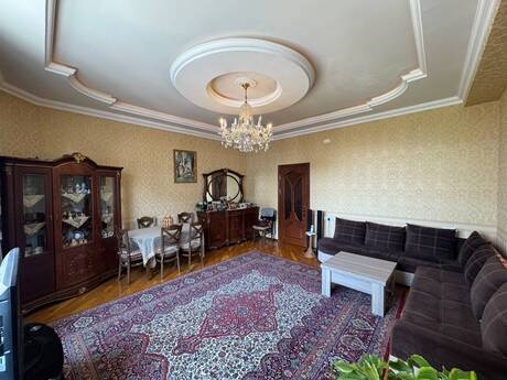 3-комн. новостройка - м. Элмляр Академиясы - 102 м²