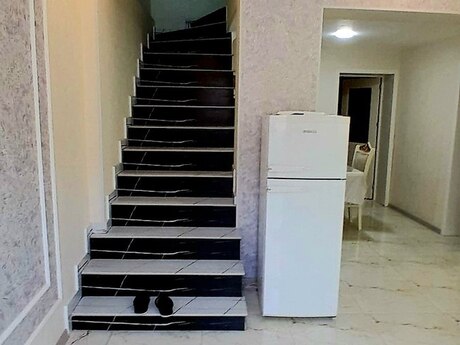 Biləcəridə 5 otaqlı həyət evi satılır, 160 m², 128 000 AZN, şəkil 2 / 12