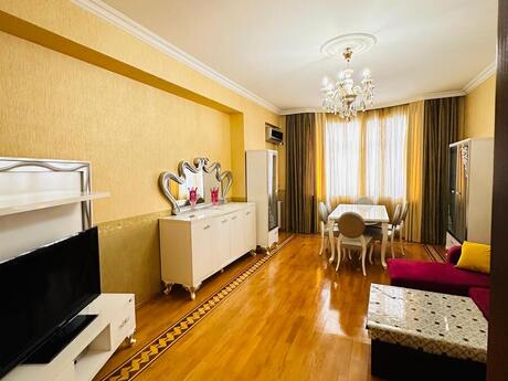 3-комн. новостройка - м. 8 ноября - 125 м²