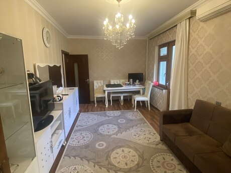 2-room apartment, 50 m², 7-ci mikrorayon: 145 000 ₼ 2