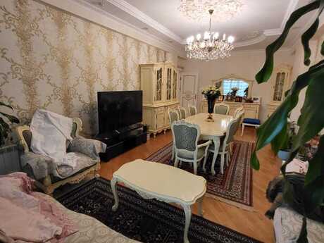 3-комн. новостройка - Наримановский  р. - 176 м²