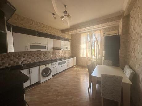 3 otaqlı yeni tikili - Həzi Aslanov m. - 120 m²