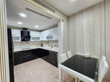 Kirayə 2 otaqlı mənzil, 80 m², Nəsimi: 2 000 ₼/ay 4