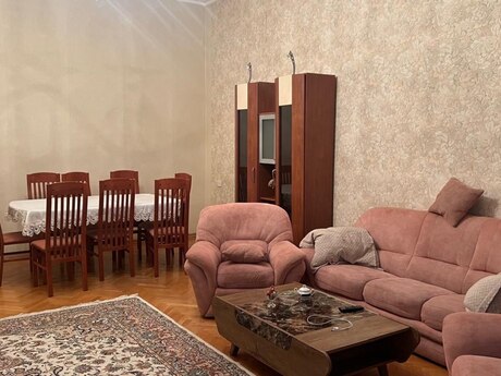 3 otaqlı mənzil, 110 m², İçəri Şəhər: 690 000 ₼ 2
