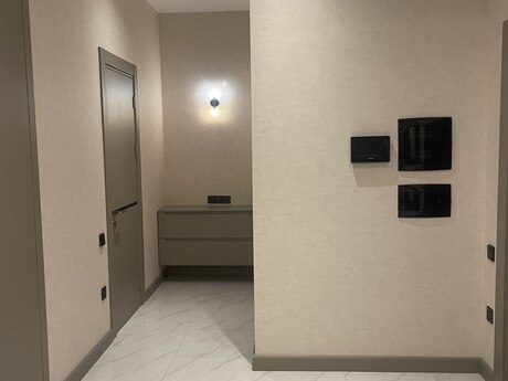 2 otaqlı mənzil, 130 m², Bakıxanov: 185 000 ₼ 5