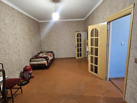 2 otaqlı mənzil, 43 m², 7-ci mikrorayon: 106 000 ₼ 2