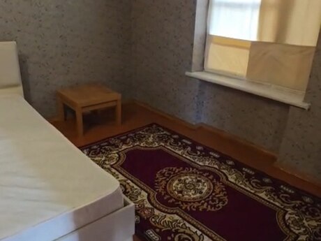 Elmlər Akademiyasında 2 otaqlı köhnə tikili mənzil kirayə verilir, 150 m², 150 AZN/ay, şəkil 2 / 4