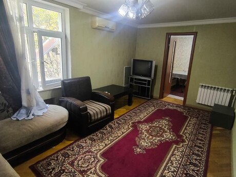 Elan №6287097 - Bakı, İnşaatçılar m., 2 otaqlı, 60 m², 3/5 mərtəbə