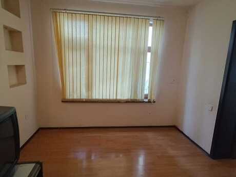 3-комн. вторичка - м. Низами - 112 м²