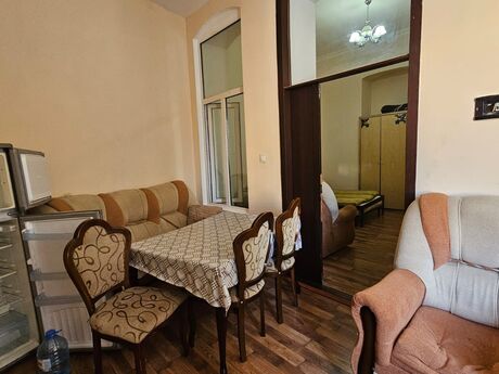Elan №6298769 - Bakı, İçəri Şəhər m., 2 otaqlı, 38.5 m², 3/3 mərtəbə
