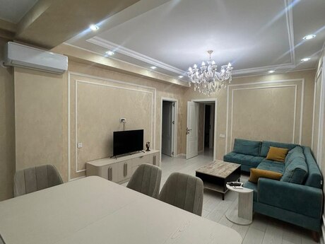 Elan №6298777 - Bakı, 28 May m., 3 otaqlı, 100 m², 9/16 mərtəbə