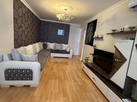 Elan №6298806 - Bakı, Şah İsmayıl Xətai m., 2 otaqlı, 50 m², 5/5 mərtəbə