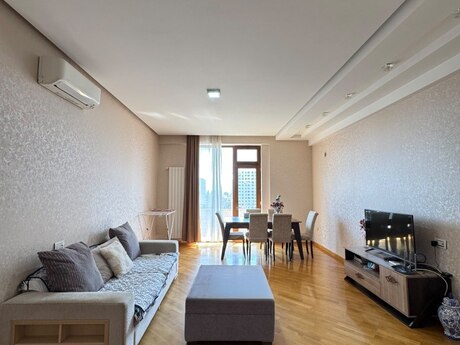 2 otaqlı yeni tikili - Elmlər Akademiyası m. - 105 m²