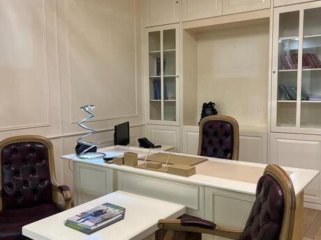 7 otaqlı ofis - Nəsimi r. - 280 m²