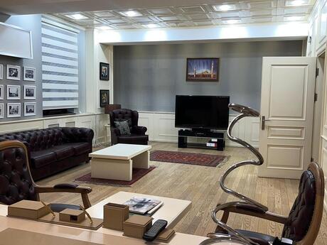 Elan №6298918 - Bakı, Nəsimi r., 7 otaqlı, 280 m²