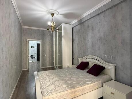 Elan №6299371 - Bakı, Nizami m., 2 otaqlı, 70 m², 2/18 mərtəbə
