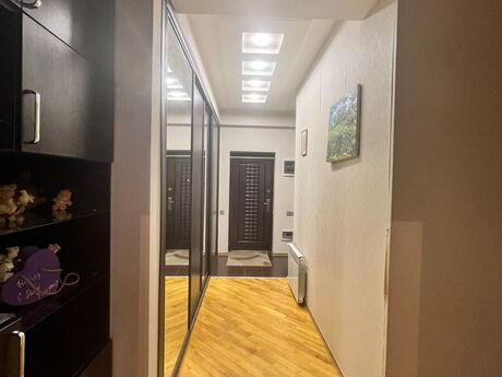3 otaqlı mənzil, 95 m², 20 Yanvar: 230 000 ₼ 2