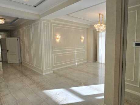 Elan №6299140 - Bakı, Ağ şəhər q., 5 otaqlı, 200 m²