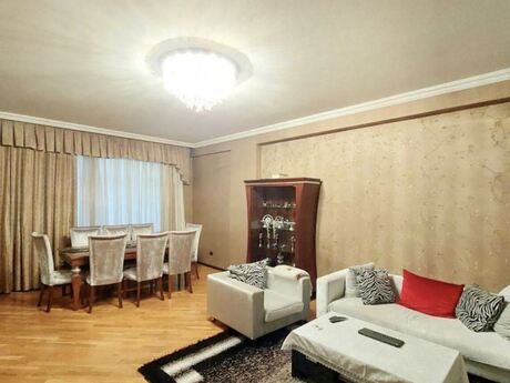 Объявление №6299300 - Баку, м. Элмляр Академиясы, 3-комн., 150 м², 8/19 этаж